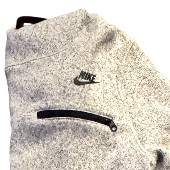 Nike Men's Heather Gray Hoodie Sweater Size Large Zip Chest Pocket - Picture 6 of 12
